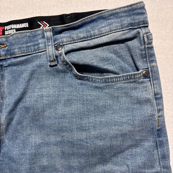 Wrangler Men's Jeans 40x32 Preformance Series Regular Fit - Picture 3 of 9